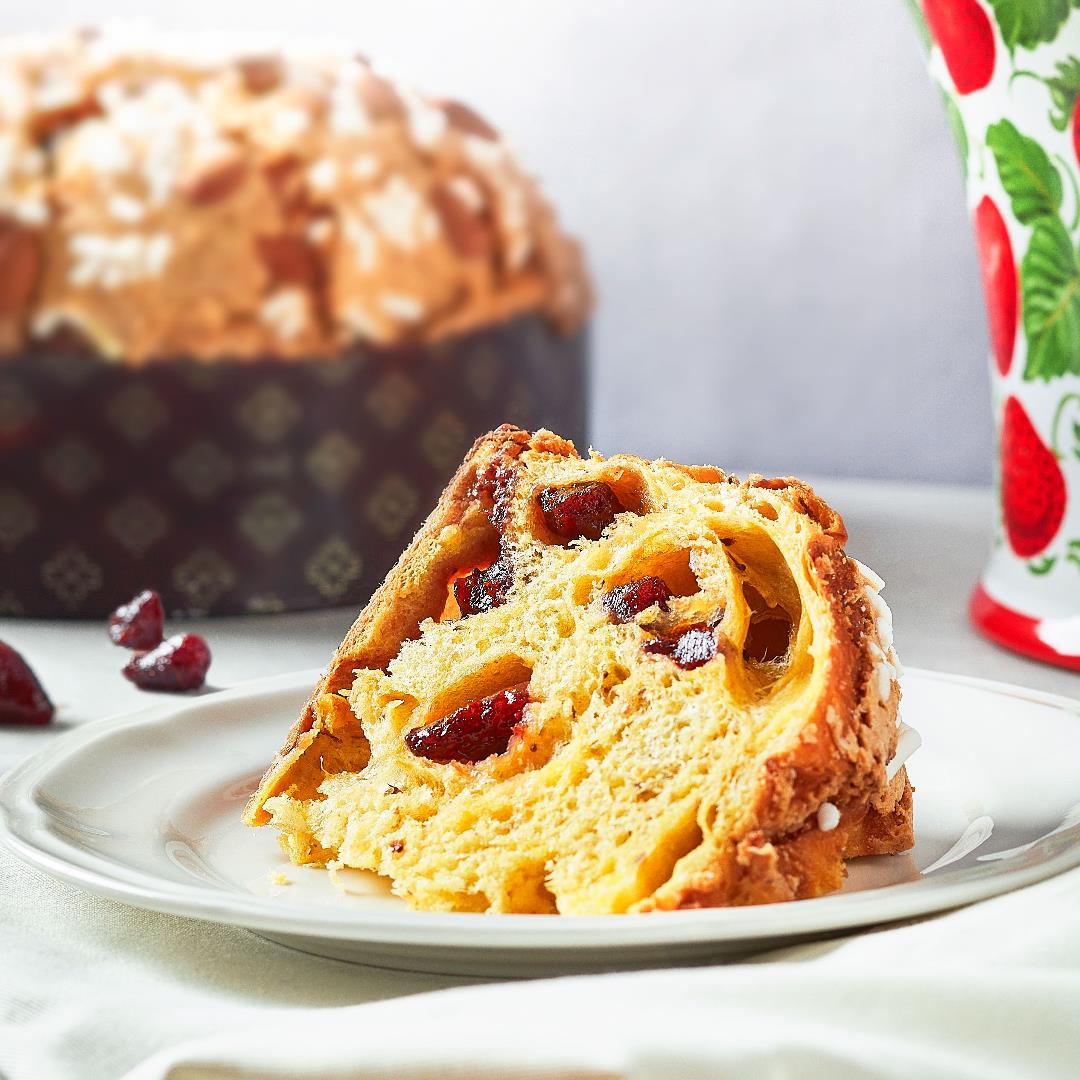 Panettone with Fragola Fabbri