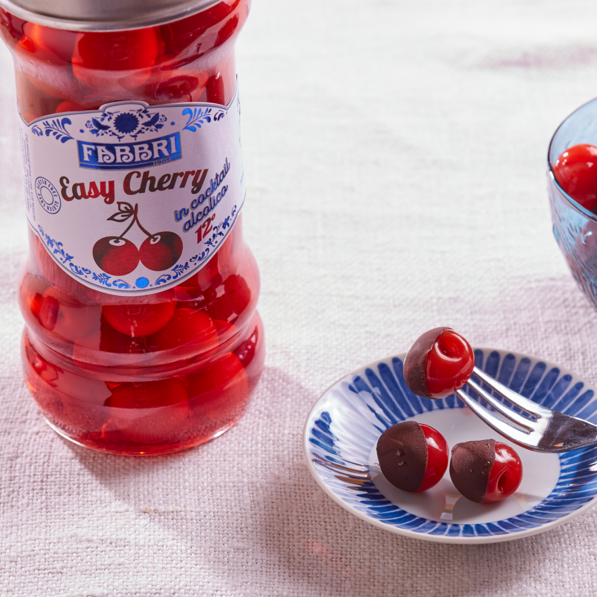 Easy Cherry with dark chocolate